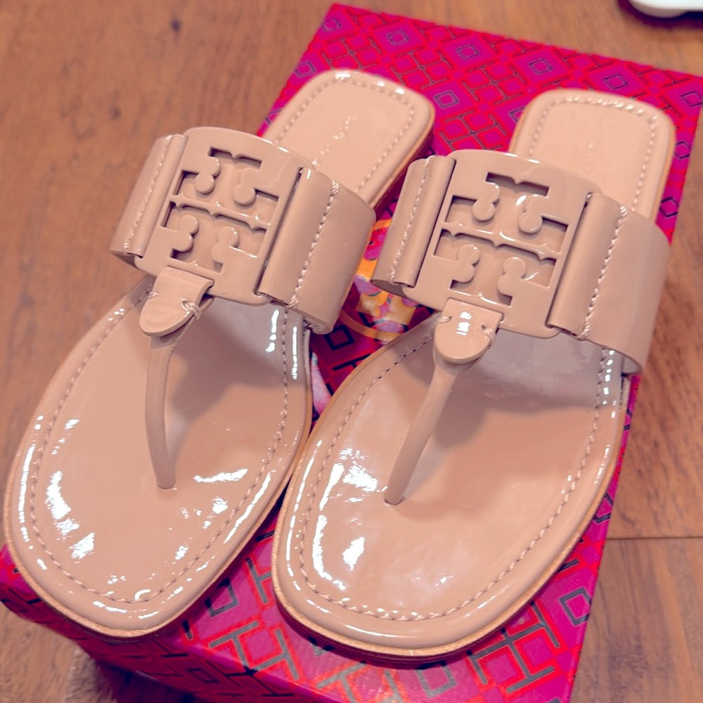 Tory Burch BNIB Patent Leather Georgian Sandal